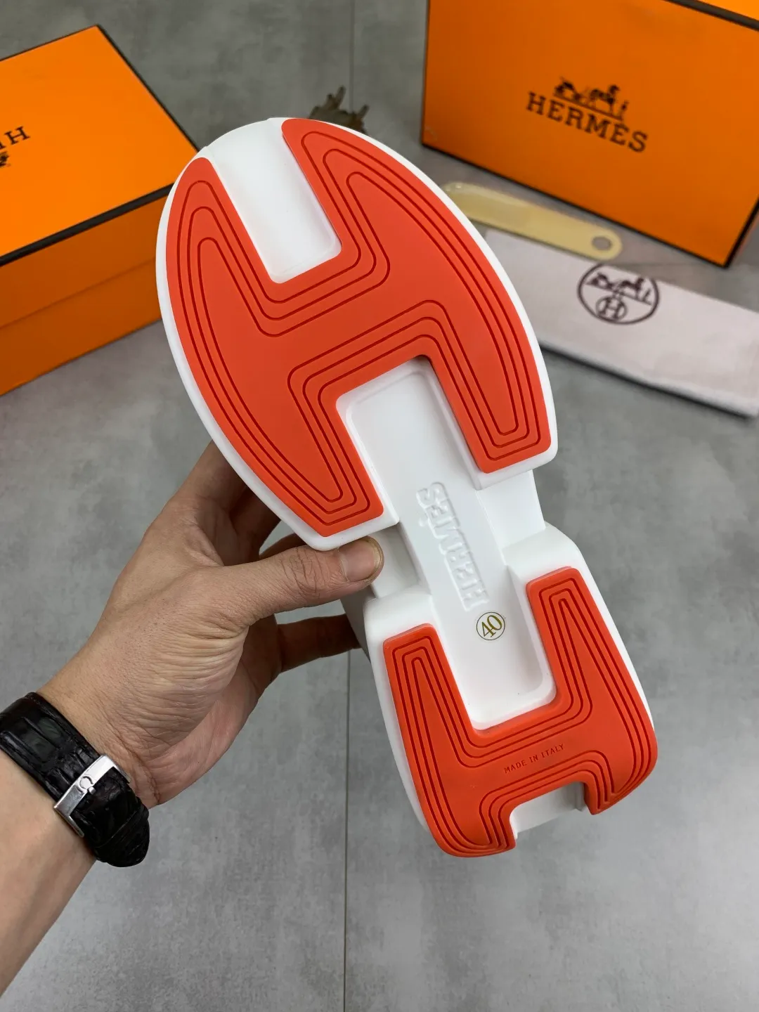 Men's shoes 💰P460 new style [HERMES] Hermès - High-end quality original order - Upper: 🔝 Napa calfskin, sewn brand 'H' totem - Inner: water-dyed cowhide - Outsole: ultra-light TPU foam; molded outsole - Ultra-high quality control·Fine workmanship: highlighted (high-end·luxury·grade) -Size: 38-44 (45 can be customized)·